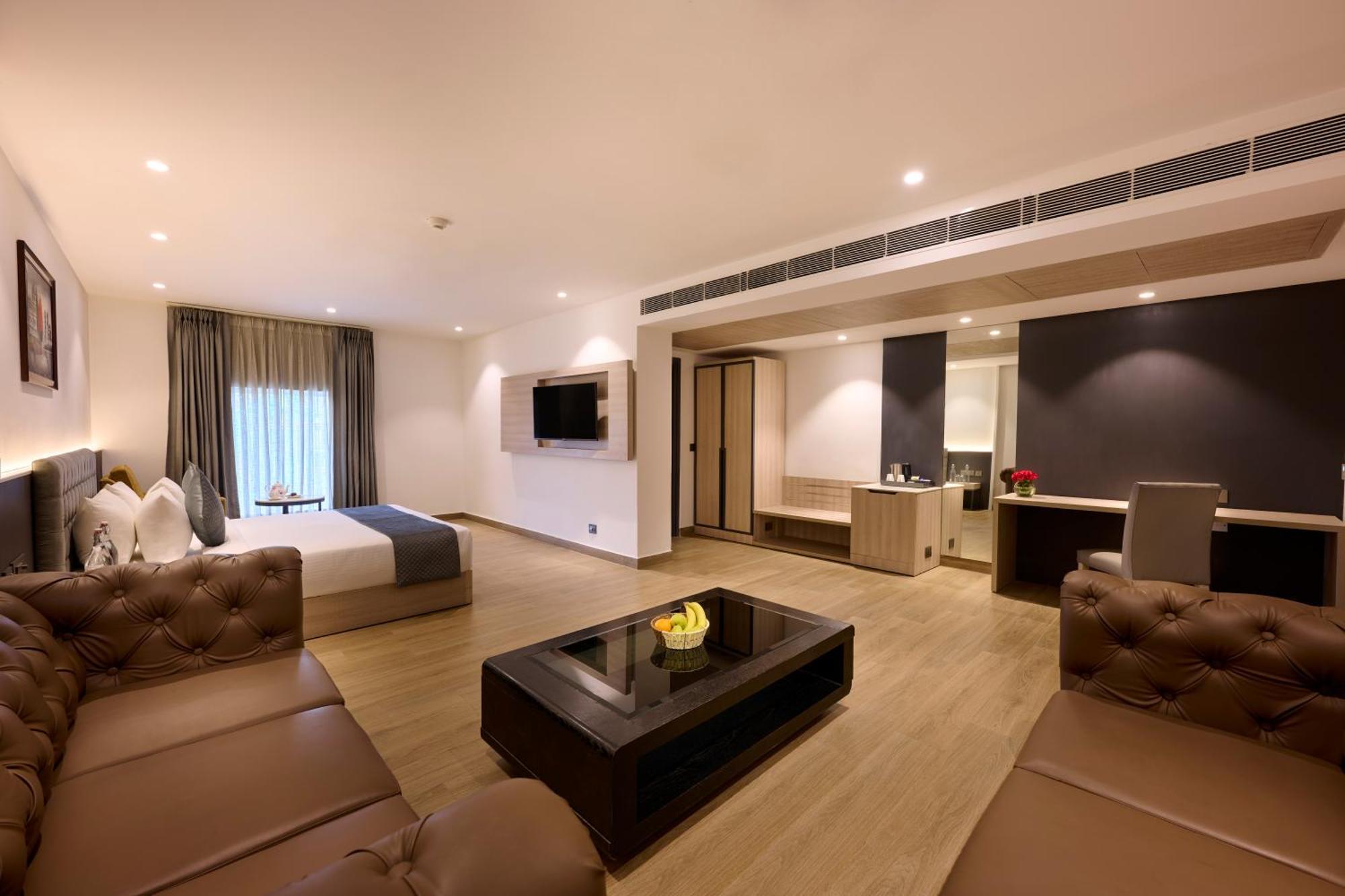 Delite Sarovar Portico Faridabad Exteriör bild