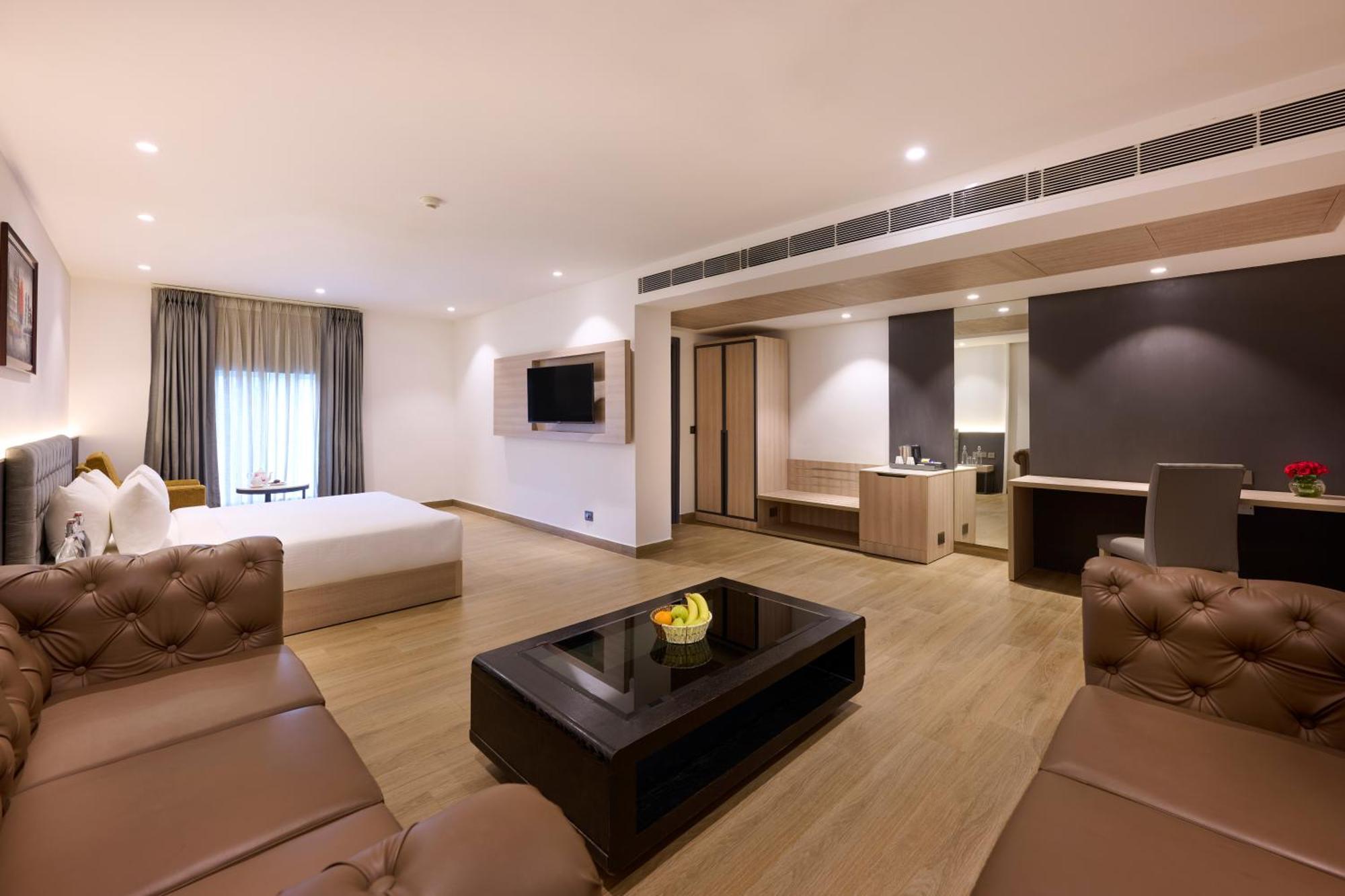Delite Sarovar Portico Faridabad Exteriör bild